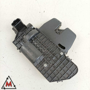 Serrure de hayon Peugeot 5008 Mk1 2009-2016 d'occasion (83110) - Product Image 1