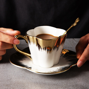 Nordic Luxury Ceramic Petal Coffee Cup Saucer Set High Quality <b>Reusable</b> <b>Mugs</b> for Coffee & Tea - Product Image 3