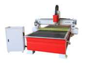 Routeur CNC 1325 pour le travail du bois, idéal pour l'artisanat et la sculpture sur bois