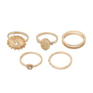 Ensemble de bijoux géométriques tendance 5 pièces, bagues en zircon pour femmes, alliage de zinc, serti clos, design soleil couchant - Product Image 5