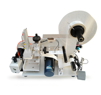 Machine à étiquettes plate semi-automatique LX-T60 pour le carton en verre carré en plastique de boîte d'ANIMAL FAMILIER