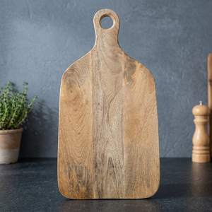 Tabla de Cortar de Madera Rectangular con Asa, Acabado Natural - Product Image 2