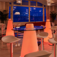À la mode de haute qualité Bar Commercial Cocktail Discothèque Durable Verre Trempé En Plastique Personnaliser Led Table
