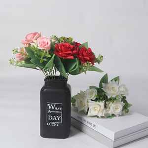 Bouquet de fleurs artificielles en soie bon marché Grand bouquet de roses ouvertes 10 têtes pour mariage Fête des mères et Noël - Product Image 4
