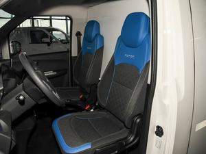 Nueva furgoneta de carga eléctrica refrigerada Foton E7 CLTC 300km capacidad de carga 1035kg - Product Image 5