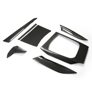 Autocollant intérieur en fibre de carbone sèche pour la série M234, autocollant pour boîte de rangement de console centrale G87G80G82, transfrontalier - Product Image 1