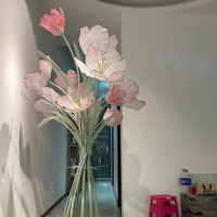 Installations de scène de mariage, bouquets de tulipes géantes artificielles en organza de soie, couleur et taille personnalisées, écologiques, durables pour la décoration