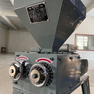 100 kg/h 200 kg/h 300 kg/h usage domestique malt miller briseur <span class=keywords><strong>d</strong></span>'<span class=keywords><strong>orge</strong></span> système de fraisage de bière pour malt fraiseuse équipement de micro-<span class=keywords><strong>brasserie</strong></span> - Product Image 3