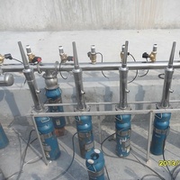 Fontaine d'extérieur à prix avantageux, en acier inoxydable, alimentée par batterie, avec pompe à eau et buses, et éclairage DMX RGBW 512 coloré