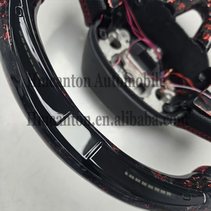 Nuevos Productos Exclusivos: Volante Deportivo de Fibra de Carbono Forjada con Empuñaduras de Cuero y Luces LED para Dodge Challenger SRT - Product Image 3