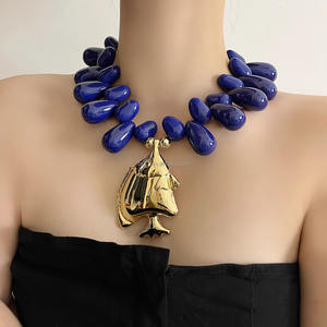 Collana con ciondolo di pesce <span class=keywords><strong>in</strong></span> <span class=keywords><strong>resina</strong></span> colorata a goccia d'acqua con catena alla moda a forma di animale per lo stile di vacanza al mare - Product Image 3