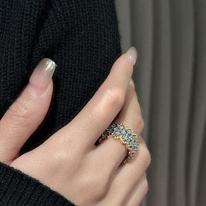 แหวนเงินแท้ S925 ดีไซน์ตัดกัน หรูหรา เรียบง่าย สไตล์วินเทจ ลวดลายลูกไม้ แหวนประดับเพชรซิรคอน - Product Image 2