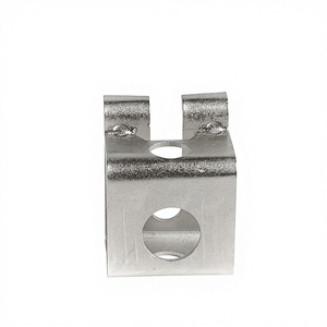 Tuerca de Bloqueo Hexagonal Personalizada, Galvanizada en Zinc, en Forma de U, de Instalación Rápida, Resistente, Mecanizada por CNC - Product Image 3