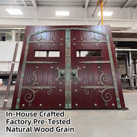 Porte de garage en cèdre massif de style château gothique antique, ornée de ferrures en polymère à motifs, avec arche incurvée, de Zhejiang, Lixiang