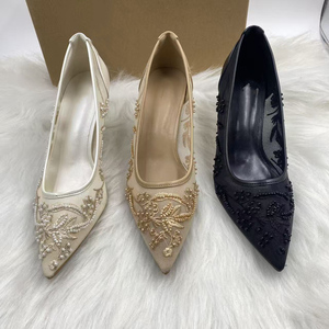 Eleganti <span class=keywords><strong>Scarpe</strong></span> da Sposa <span class=keywords><strong>con</strong></span> <span class=keywords><strong>Tacco</strong></span> Alto Ricamate <span class=keywords><strong>con</strong></span> Perle, in Tessuto a Rete Premium, Punta Affusolata e <span class=keywords><strong>Tacco</strong></span> a Spillo per Donne - Product Image 1