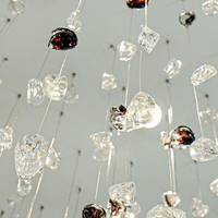 Lustre en verre teinté et pierre de luxe, personnalisé, avec pierres claires, lampe suspendue décorative pour plafond