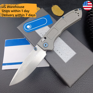 Cuchillo plegable pequeño BM748 con mango de cuero para uso diario (EDC) - Product Image 4