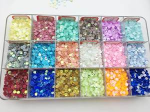 72 Cores 4mm Luminoso Cristal Diamante Redonda Strass Voltar Plana Glitter Nail Art & Vestuário Brilham no Escuro - Product Image 5