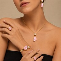JUSNOVA Set Perhiasan Anti Air Lapis Emas 18K PVD Bahan Stainless Steel Anti Luntur Mutiara Kerang Kalung Anting Gelang Cincin Wanita