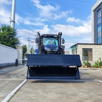 Le tracteur diesel de 120 hp est livré avec une cabine climatisée de luxe et un chargeur frontal.