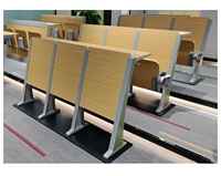 Chaise de collège avec bloc-notes, bureau et chaise d'étudiant en mobilier scolaire, chaise de salle de conférence universitaire avec table pour adulte