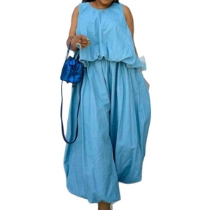 Haut court sans manches ample avec taille cintrée et pantalon large - Nouvel ensemble 2 pièces pour femmes de style africain - Product Image 1