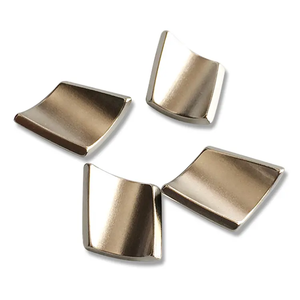 Matériel magnétique Earth Magnet pour la recharge sans fil MagSafe en voiture - Product Image 3