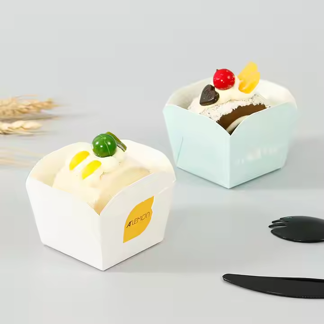Biodegradable Custom Eco Friendly Cake Boxes Bakery Cupcake Carrier Holders Pastry Cookie Containers Mini Dessert Boxes