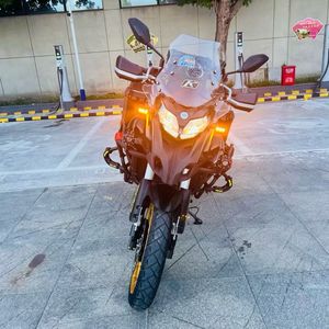 มอเตอร์ไซค์ผจญภัย <span class=keywords><strong>Benelli</strong></span> TRK502X มอเตอร์ไซค์ทัวริ่ง 500 ซีซี ระบบระบายความร้อนด้วยน้ำ เครื่องยนต์เบนซิน - Product Image 4