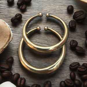 Conjunto de 4 brazaletes bohemios de latón africano, brazalete de joyería de latón estilo boho de forma única. - Product Image 5