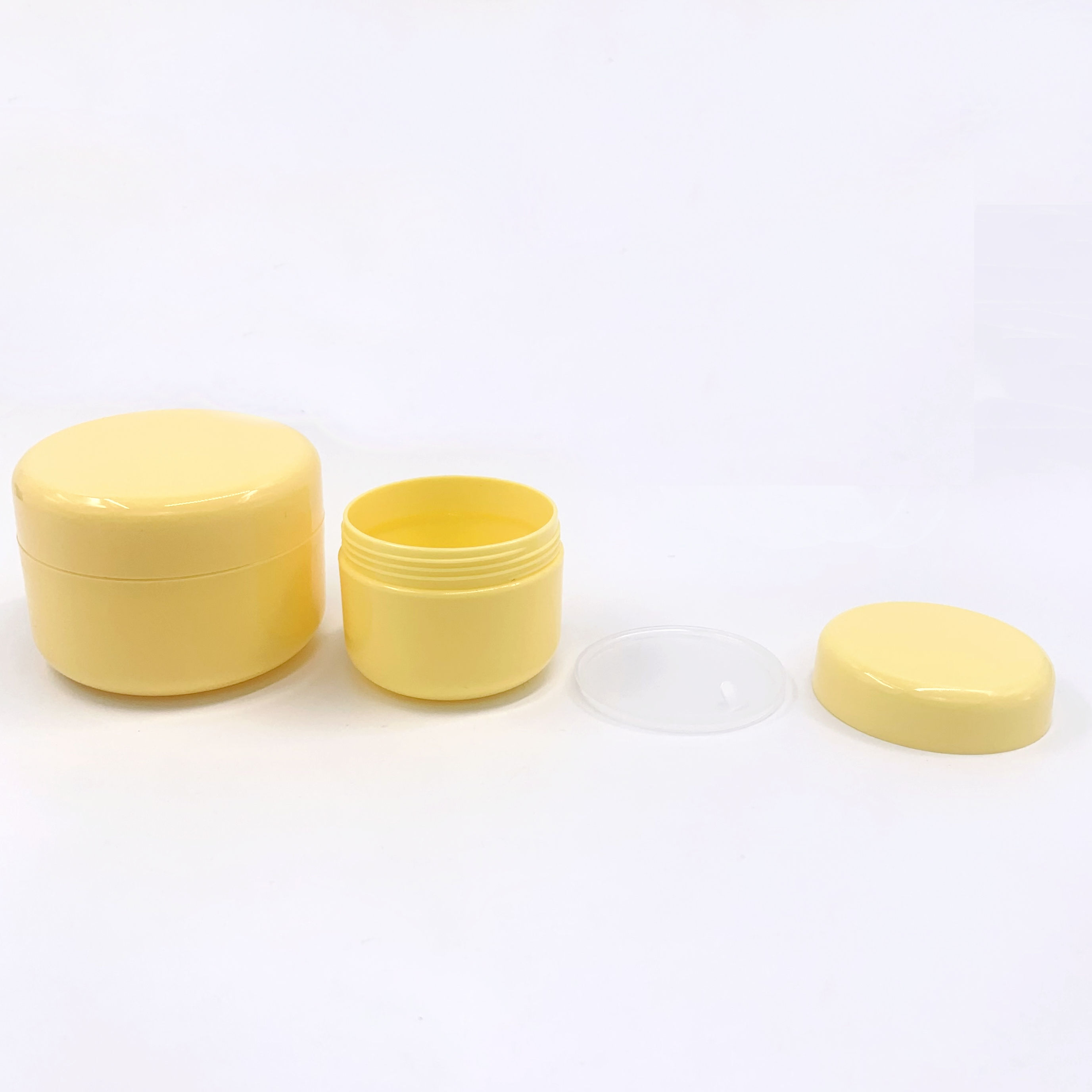 สีเหลือง