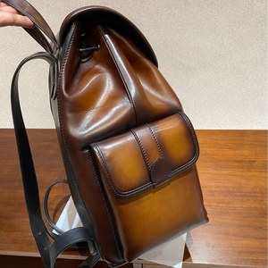 <span class=keywords><strong>Zaino</strong></span> da <span class=keywords><strong>Uomo</strong></span> in Vera <span class=keywords><strong>Pelle</strong></span> Retrò, Realizzato a Mano con Metodi Antichi, Spazzolatura Colorata, <span class=keywords><strong>Pelle</strong></span> Bovina di Prima Qualità, Lusso Leggero di Alta Gamma per il Business - Product Image 6