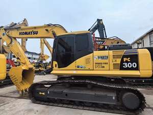 Excavatrice sur chenilles KOMATSU PC300-7 d'occasion en excellent état avec moteur, pompe et engrenage d'origine - Product Image 2