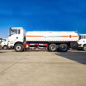 Camion-citerne Shacman F3000 6x4, état neuf, transmission manuelle, capacité 15001-30000L, normes d'émission Euro2-Euro5 pour le transport de pétrole - Product Image 3