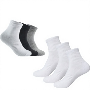 Breathable Cotton Crew <b>Socks</b> Ribbed Style Custom Logo for Basketball Pilates <b>Running</b> Training - Product Image 4