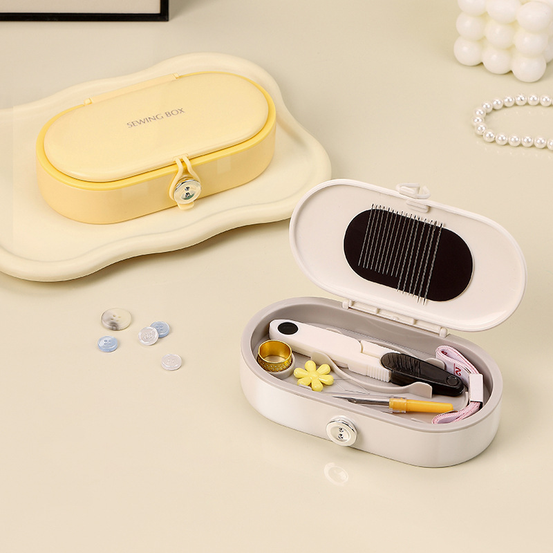 Cream Yellow - 1 piece [Magnetic Sewing Kit with Sewing Tools]