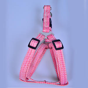 नए कुत्ते के कपड़े ब्रेडेड कर्षण रस्सी बहुकोलर छाती स्ट्रैप पहनने के लिए प्रतिरोधी आउटडोर कुत्ते चलने का - Product Image 3