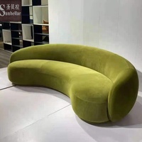 Otel lobisinde yuvarlak kanepe modern buklet kumaş yarı daire ay şekli kanepe düşük kol oturma odası lüks salon kanepe