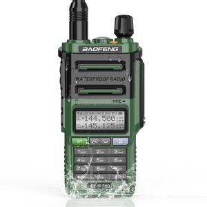 Radio bidirectionnelle longue portée VHF/UHF UV-9R Pro, 128 canaux, 5W, batterie 2200mAh, anglais, 12.5/25kHz, étanche IPX-8 - Product Image 1
