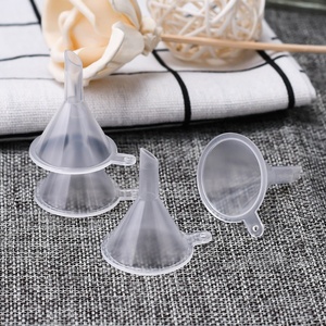Atacado Óleo Essencial Perfume Cosméticos Ferramenta De Enchimento Claro Mini Pequeno Funil De Plástico - Product Image 3