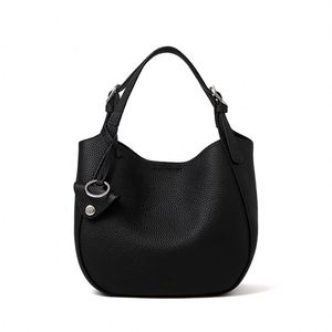 Sac à bandoulière rétro en PVC pour femme, avec broderie graffiti unique, design luxueux, mignon et tendance, noir et orange, style seau - Product Image 2