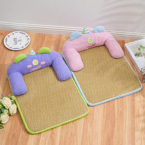 Cama para Mascotas con Forma de Monstruo Verde en Oferta, Cama para Perros y Gatos para Todas las Estaciones - Product Image 4