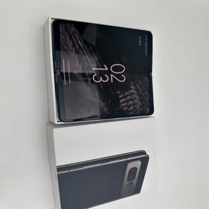 Téléphone portable Pixel&Oasis Fold d'occasion, reconditionné, comme neuf, smartphone Pixel&Oasis Fold d'occasion - Product Image 3