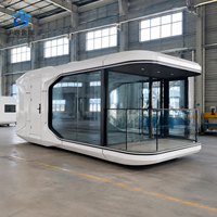 Capsule de luxe préfabriquée en acier de 20 et 40 pieds, mobile et écologique, pour bureau, maison, gîte, complexe hôtelier, villa et hôtel