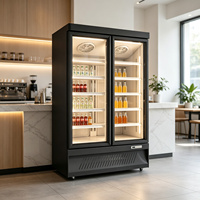 Réfrigérateur commercial à porte vitrée écoénergétique noir mat pour la présentation de boissons en supermarché