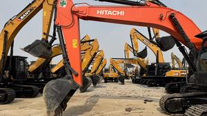 OFERTA ESPECIAL: Excavadora HITACHI ZX240 de segunda mano, con pocas horas de uso, en stock. - Product Image 4
