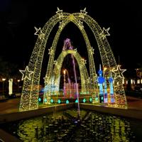Arche lumineuse à DEL en forme de cœur pour les entrées de mariage en plein air et les allées de parc Décoration de rue commerciale pour la Saint-Valentin