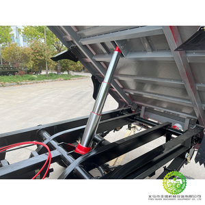 Camión volquete de tres ruedas con motor a gasolina y plataforma abierta, equipado con motor de alta calidad, adecuado para agricultura y construcción. - Product Image 5