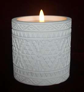 Mèche noire de mariage non parfumée <span class=keywords><strong>bougie</strong></span> LED sans flamme à <span class=keywords><strong>fausse</strong></span> <span class=keywords><strong>cire</strong></span> blanche à piles avec flamme réelle 3D - Product Image 3