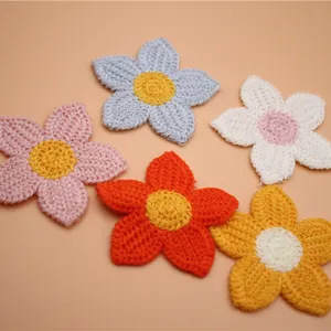 MS23237, oferta, apliques coloridos con forma de flor de ganchillo, parches bordados para coser